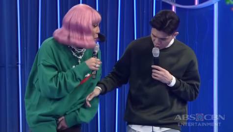 Vice Ganda, nagulat nang itaas ni Vhong ang damit niya | It’s Showtime  Image Thumbnail