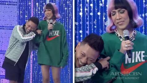 “I’m married!” Vice, pabirong pinigilan ang pagyakap ni Jhong sa kanya | It’s Showtime  Image Thumbnail