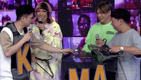 Vice Ganda, masayang nakipagkulitan kina MC at Lassy sa It’s Showtime! Image Thumbnail