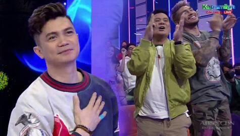 Vhong, nakakuha ng standing ovation sa kanyang joke | It’s Showtime Image Thumbnail
