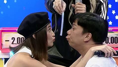 Anne, game na ginawa ang punishment kasama si Lassy | It’s Showtime Image Thumbnail