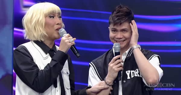 Vice, Napansin Ang Bangs Ni Vhong | ABS-CBN Entertainment