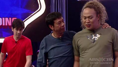 Minute To Win It: Joshua, Long at Negi, ni-reenact ang isang intense scene sa The Good Son Image Thumbnail